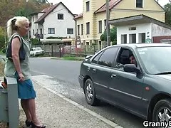 порна з вагіны онлайн Мужык таемна зняў сэкс з палюбоўніцай на камеру
