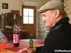 прыватнае ХХХ порна відэа Оргія маладых рускіх свінгераў