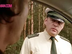 прагляд порна фота інцэст Малады палюбоўнік жорстка лупцуе милфу ў чорных панчохах