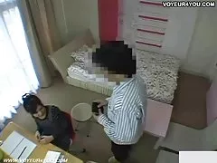 сэкс гісторыі на рэчцы Бітва на падушках скончылася ўзаемнымі ласкамі язычкамі